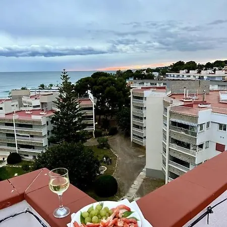Comarruga Seaside Bliss Apartment, 100m To * San Vicente de Calders