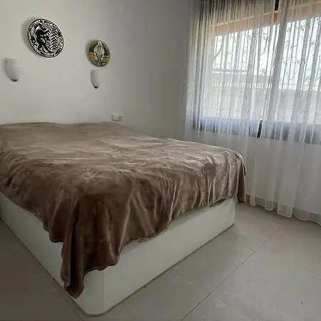 Comarruga Seaside Bliss Apartment, 100m To
